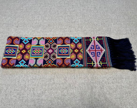 Hand-woven brocade ethnic style scarf for wearing